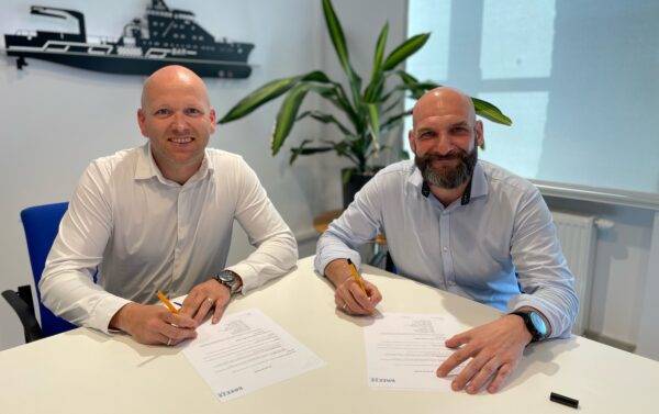 Contract signed Seatech Breeze